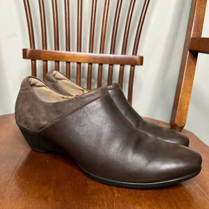 Ecco Sculpted Wedge Bootie Heels Brown Leather and Suede sz 41 Clogs